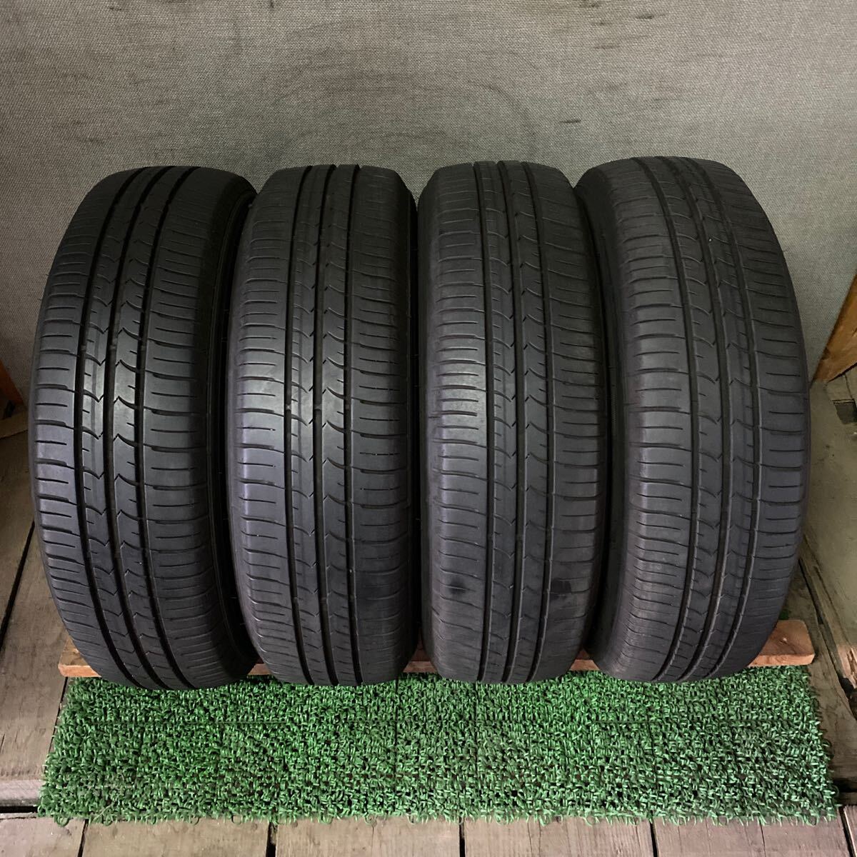 バリ山 グッドイヤー 155/65R14 75S 年式2024.３本/2022.１本 残り約5mm 6分山 N-BOX タント スペーシア 沖縄離島発送不可_画像1