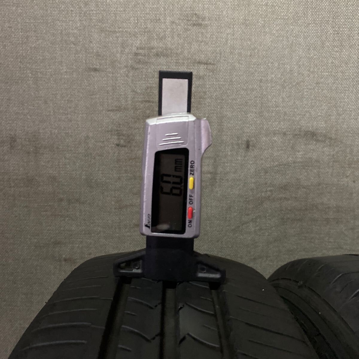 バリ山 グッドイヤー 155/65R14 75S 年式2024.３本/2022.１本 残り約5mm 6分山 N-BOX タント スペーシア 沖縄離島発送不可_画像2