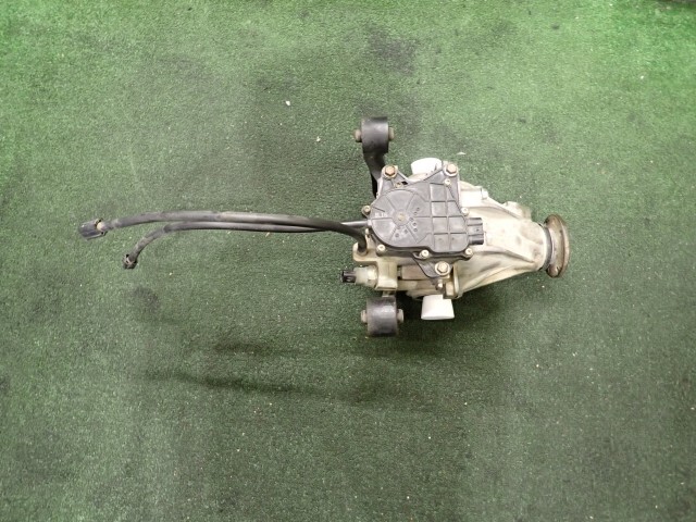 キャリィ EBD-DA63T フロントデフASSY 26U