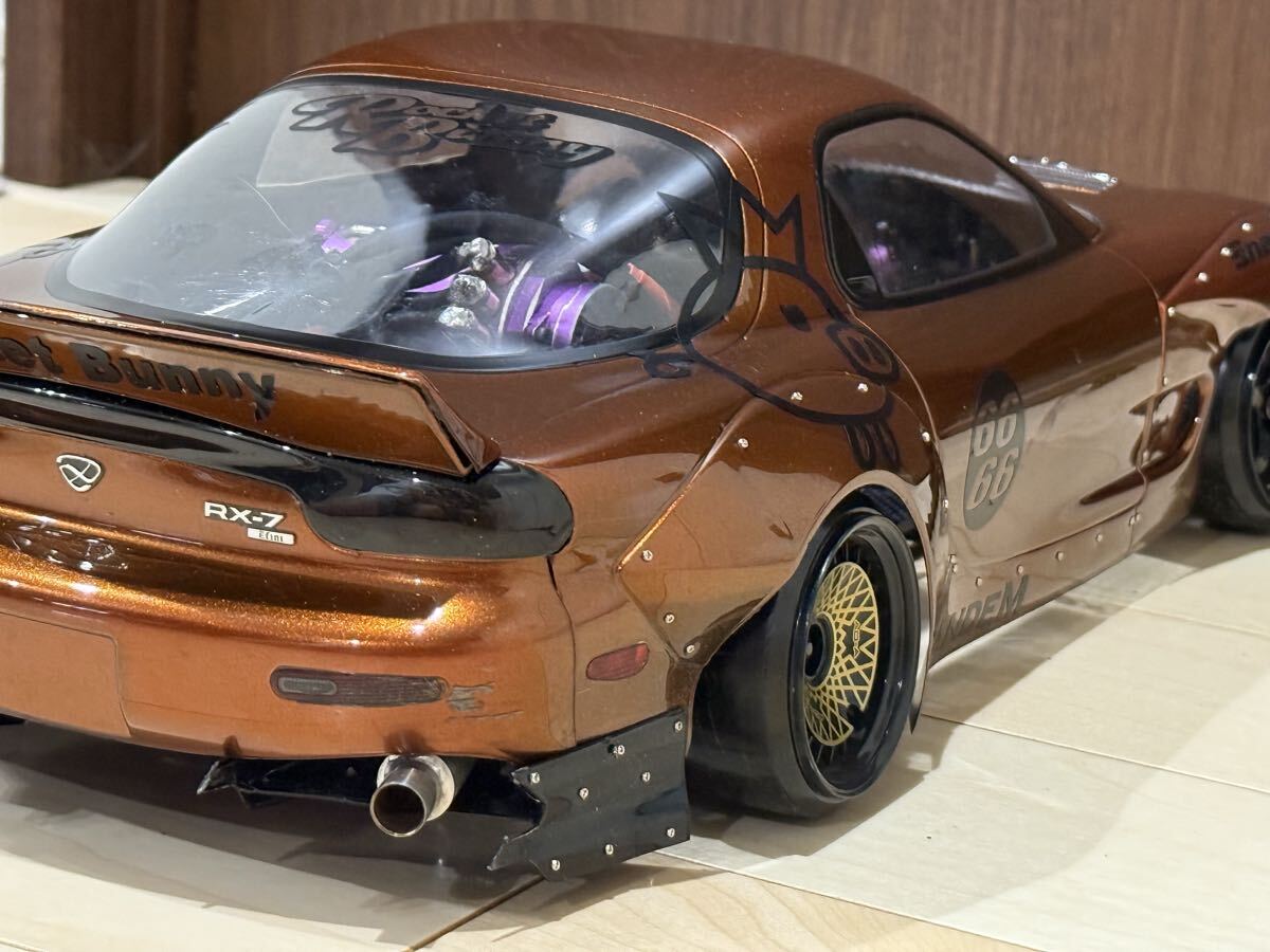 品アディクションRX-7 FD3S Rocket Bunny アディクション1/10RC