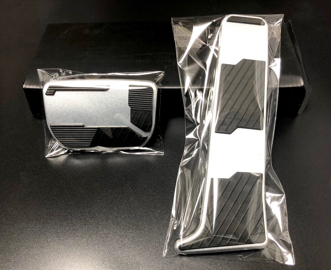 トヨタ 新型 アルファード ヴェルファイア クラウン ハリアー RAV4 レクサス RX NX ES LS UX LM おしゃれ ペダル ペダルカバーセット_画像1