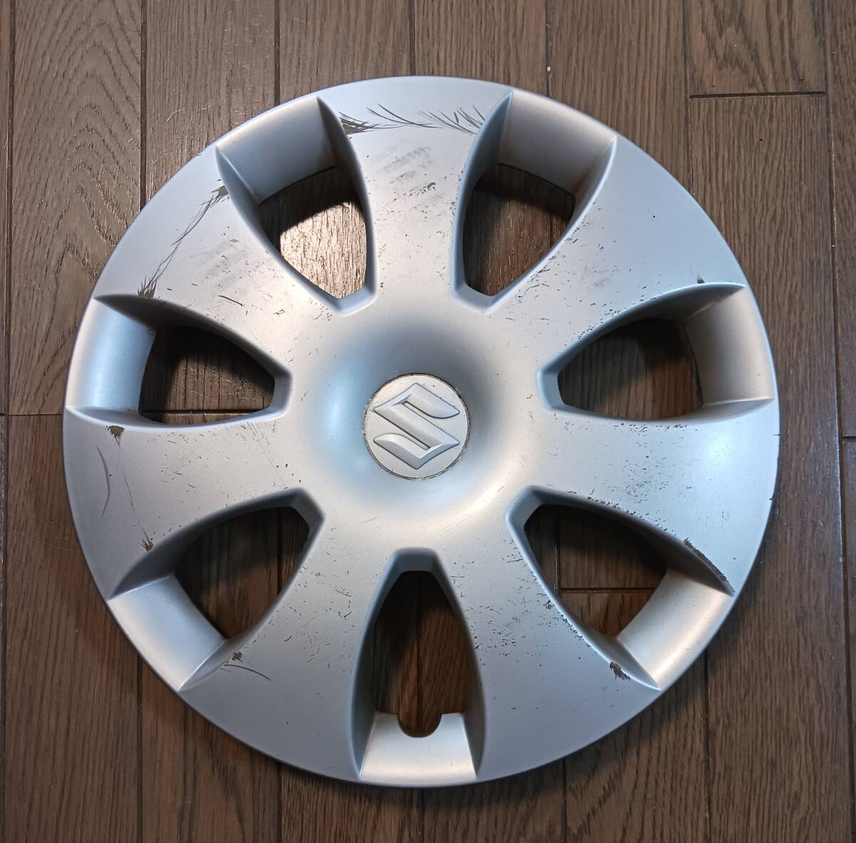 アルト ホイールキャップ 13インチ 4枚_画像3