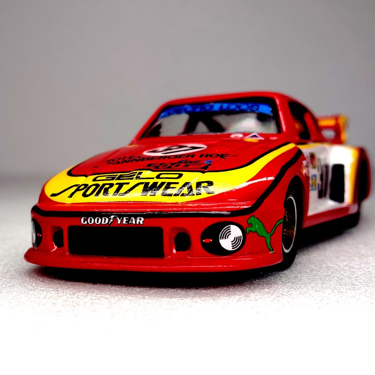 【未使用】ポルシェ935ターボ ラジコン 昭和 激レア 赤 レッド 車 未使用】ポルシェ935ターボ ラジコン 昭和 激レア 赤 レッド 車