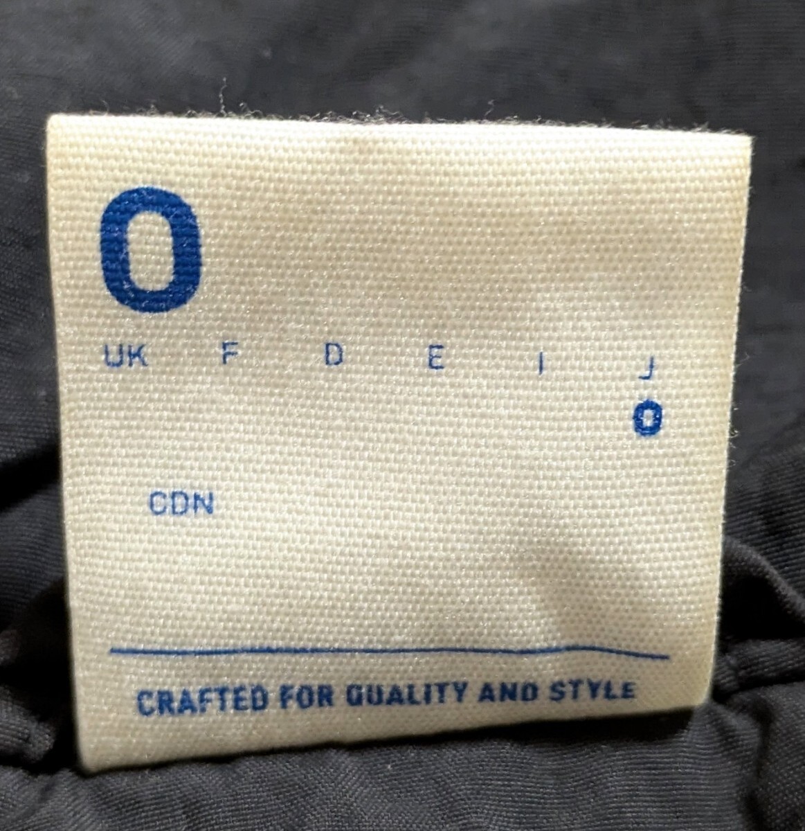 O 良品 Reebok CLASSIC VECTOR TRACK TOP リーボック クラシック ベクター トラックトップ トラックジャケット ナイロンジャケット 黒 白_画像5