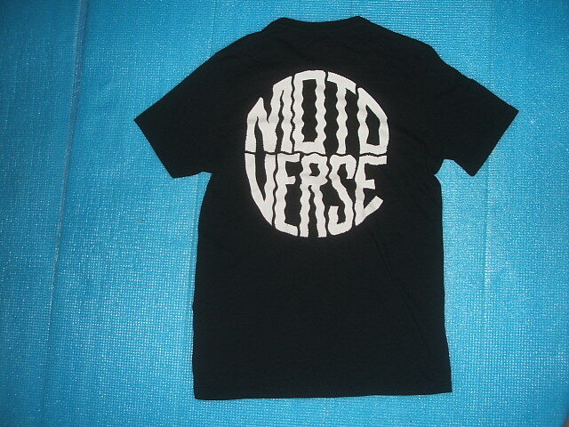 レア!Royal Enfield ロイヤルエンフィールド RIDER MANIA 2022 のTシャツ_画像2