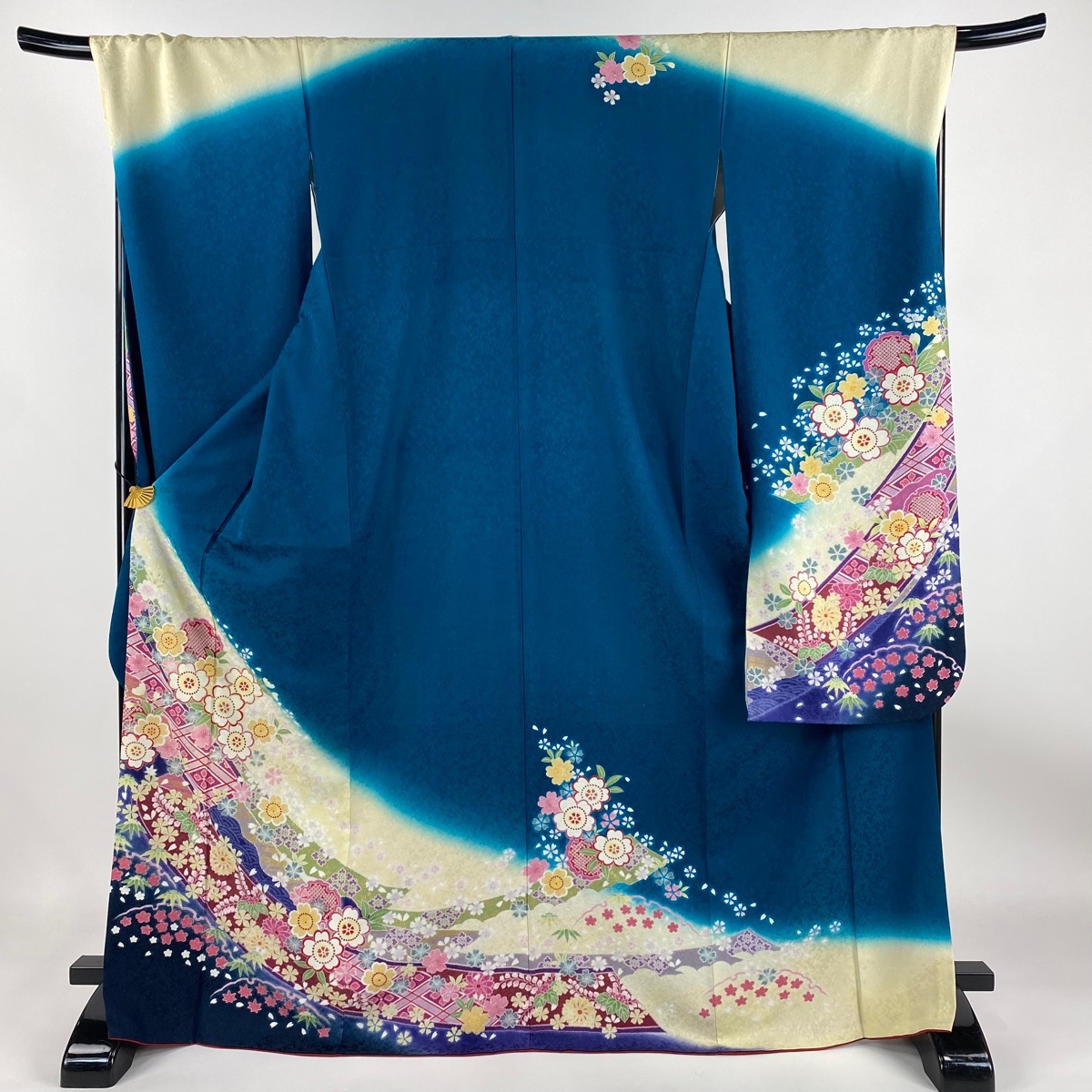 振袖 身丈170.5cm 裄丈70cm L 袷 桜 雪輪 銀通し 金糸 青緑 正絹 美品 逸品 【中古】