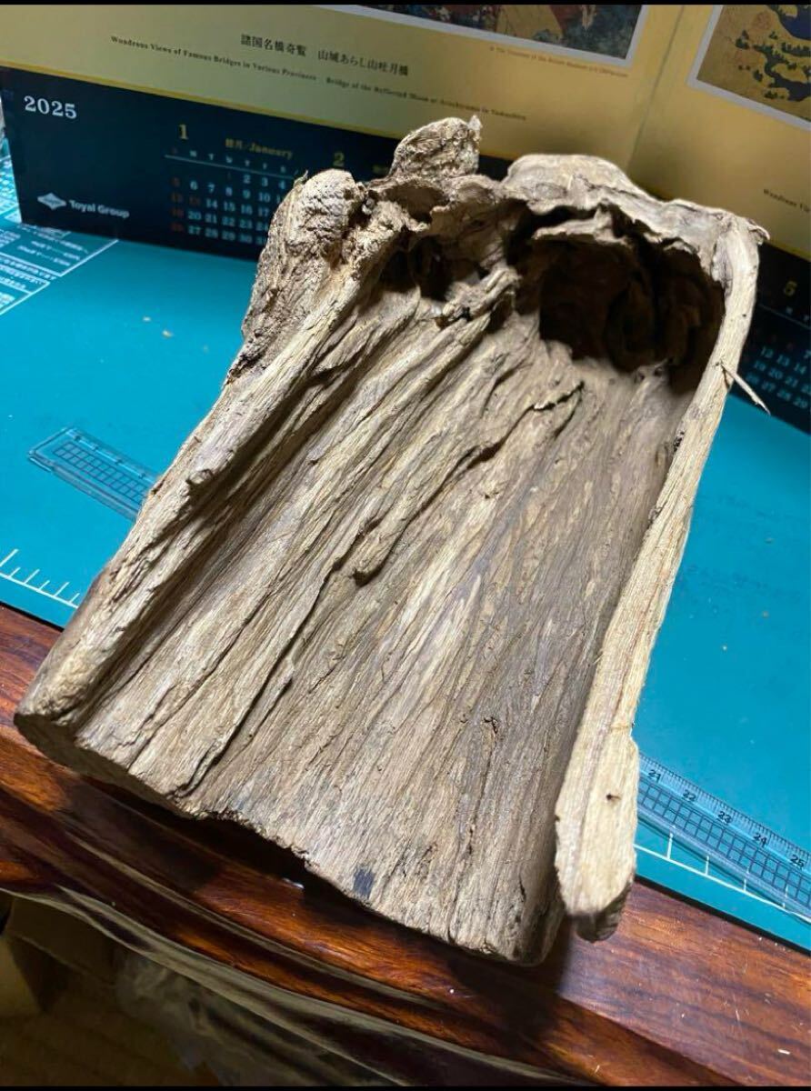 ベトナム産香木「泥沈香」原木266.8g 茶道具 六國五味伽羅聞香 香道具 ベトナム産香木「泥沈香」原木266.8g 茶道具 六國五味伽羅聞香