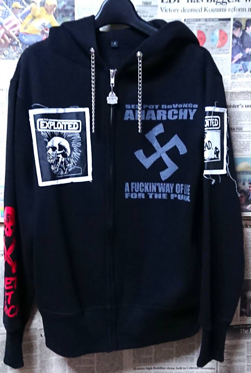 《美品》【SEX POT ReVeNGe JUNKY パーカー】アウター スカル ドクロ セックスポットリベンジ 裏起毛 鎖 注射器 ANARCHY PUNK ROCK ロック_画像2