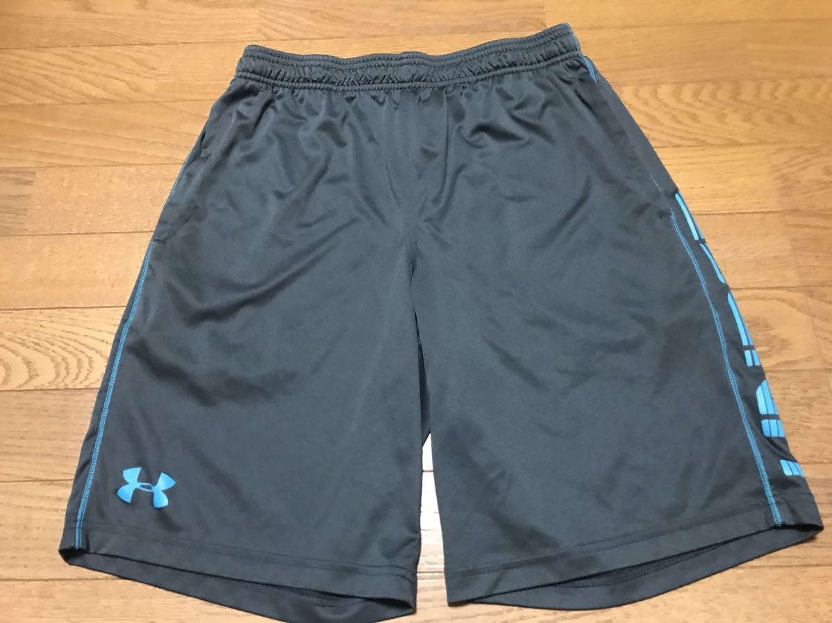 UNDER ARMOUR MEN’S TRAINING SHORTS size-MD 中古 送料無料 NCNR