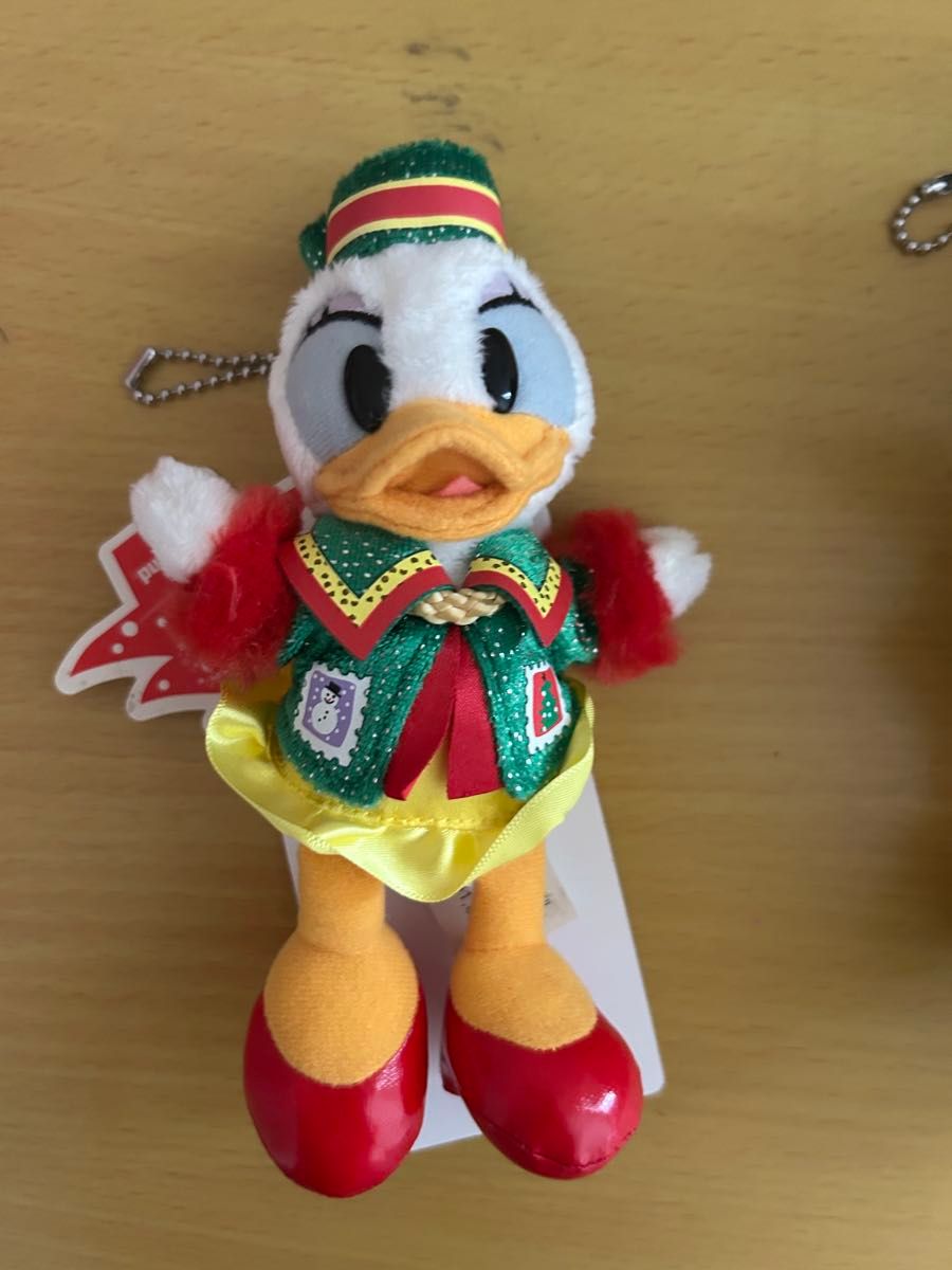デイジー ぬいぐるみバッジ 8体セット 良品】Disneyデイジー ぬいぐるみバッジ 3点セット|Yahoo