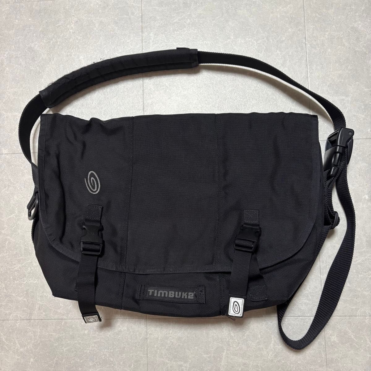 timbuk2 メッセンジャーバッグ ブラック Y2K テック 00s archive timbuk2 messenger bag y2k M メッセンジャーバッグ