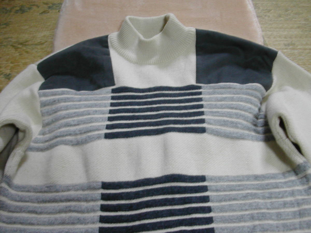 ■美品:Ｍｒ．ＪＵＮＫＯ長袖セーター　　　 Tm471