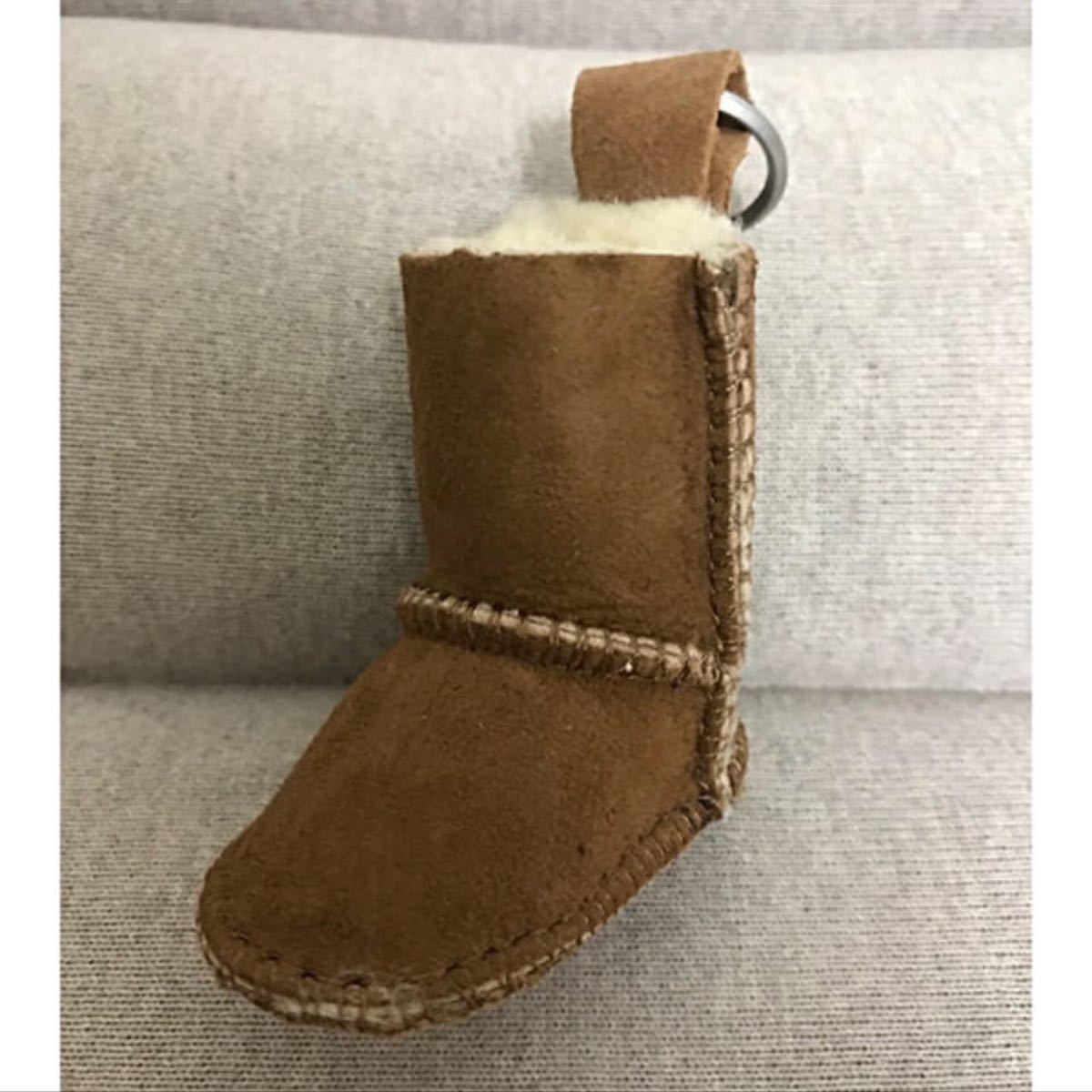 UGG ムートンブーツ　キーホルダー