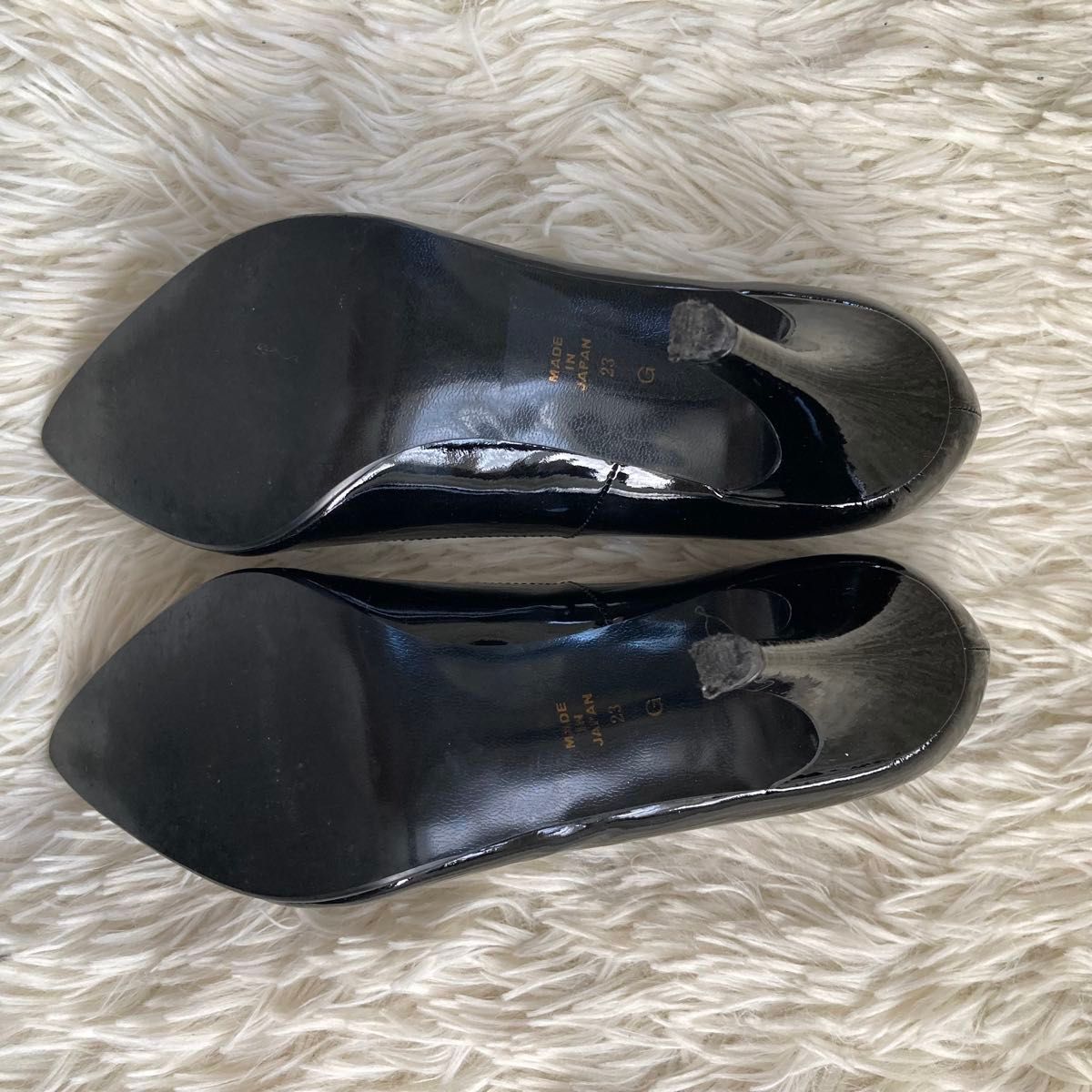 美品 DIANA ダイアナ ブラック エナメル パンプス ポインテッド 23.5 DIANA ポインテッドトゥ ハイヒール パンプス 23cm ブラック
