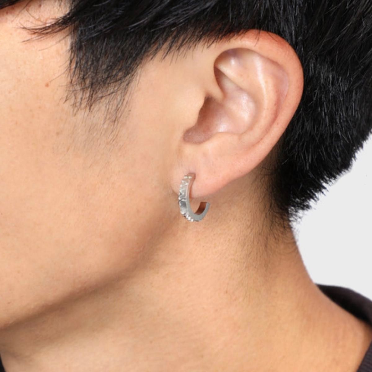 Paul Smith シルバー ピアス 未使用 Paul Smith ポールスミス 片耳 ピアス カービングロゴ Carving