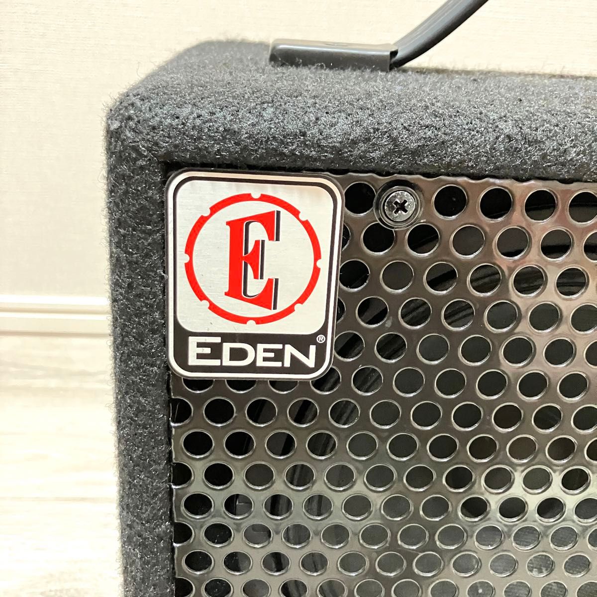 (美品) EDEN EC8-J ベースアンプ EDEN EC8-J 20W ベースアンプ コンパクトアンプ 小型アンプ