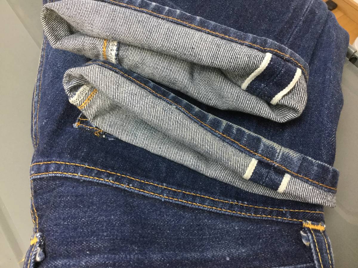 90s USA製 リーバイス 551ZXX ジッパーフライ デニムパンツ 濃紺 90s USA製 リーバイス 551ZXX ジッパーフライ デニムパンツ 濃紺