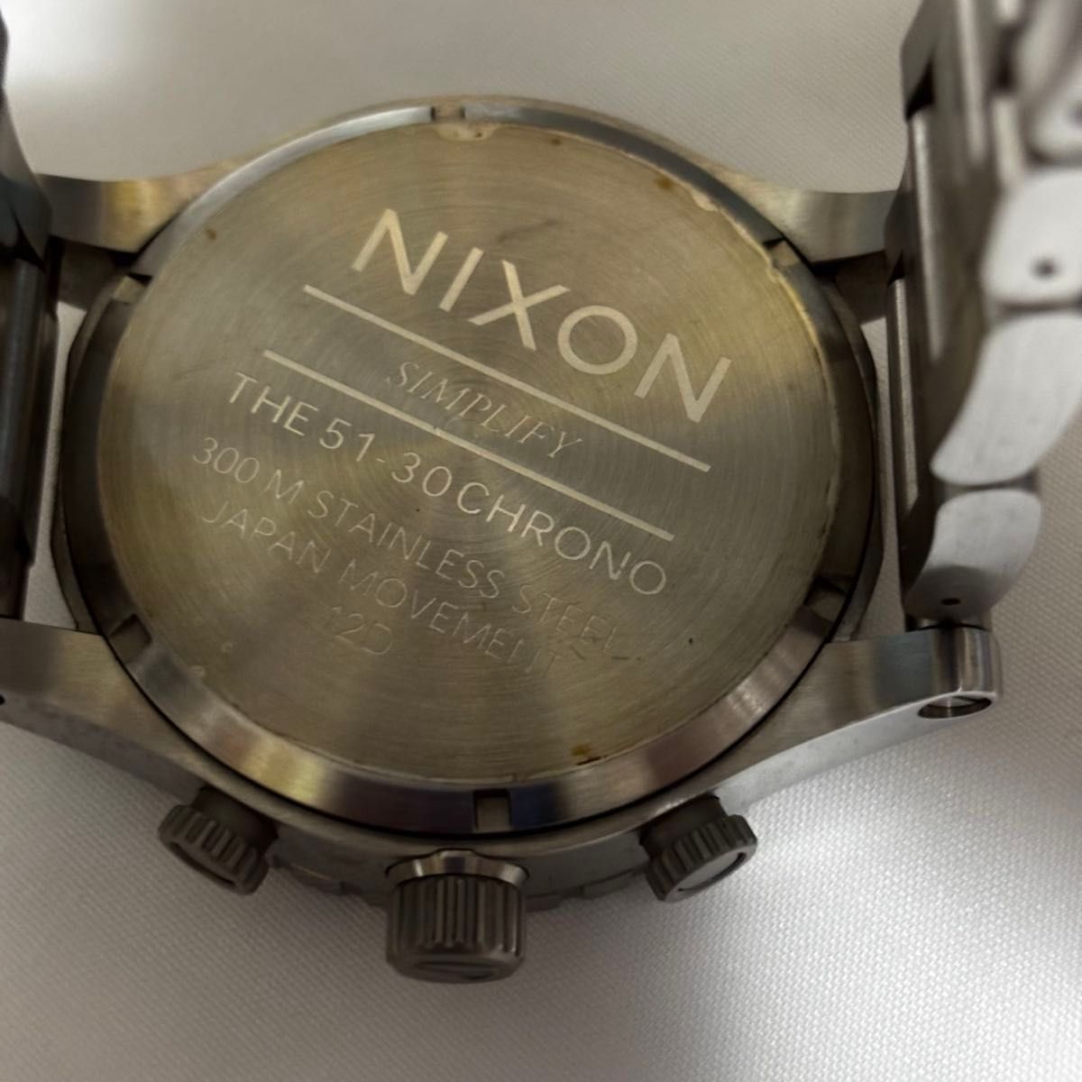 やすニクソンCHRONOA037-000 クロノグラフ シルバー ブラック NIXON ニクソン メンズ 腕時計 クロノグラフ ブラック