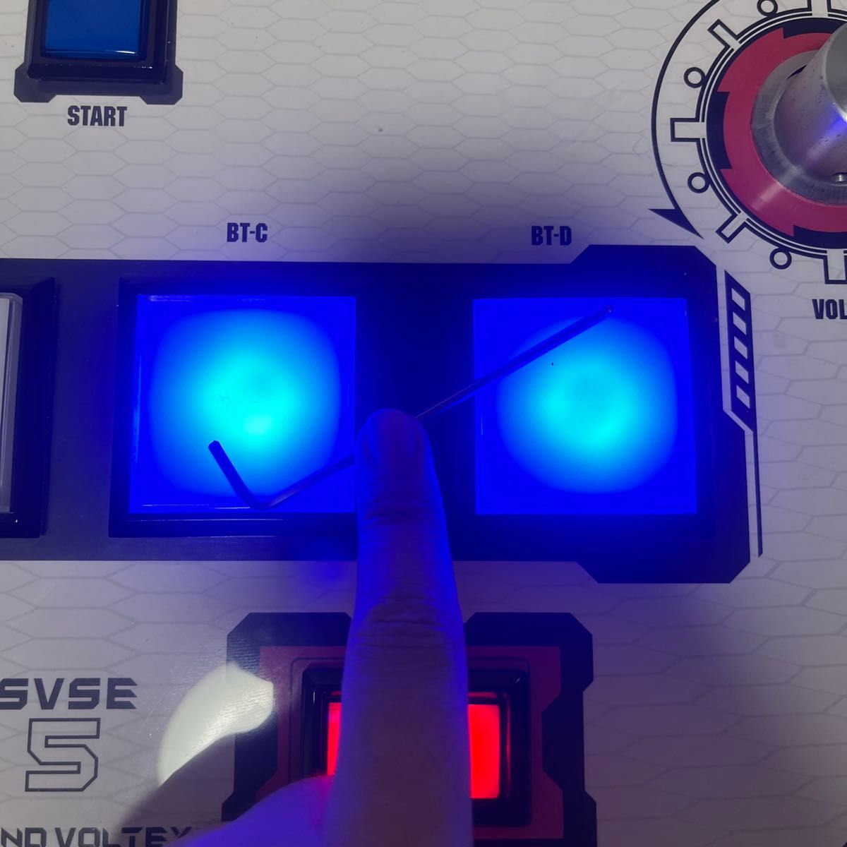 【ジャンク品】SVSE5 サウンドボルテックス コントローラー サウンドボルテックス コントローラー SVSE5 ジャンク|Yahoo