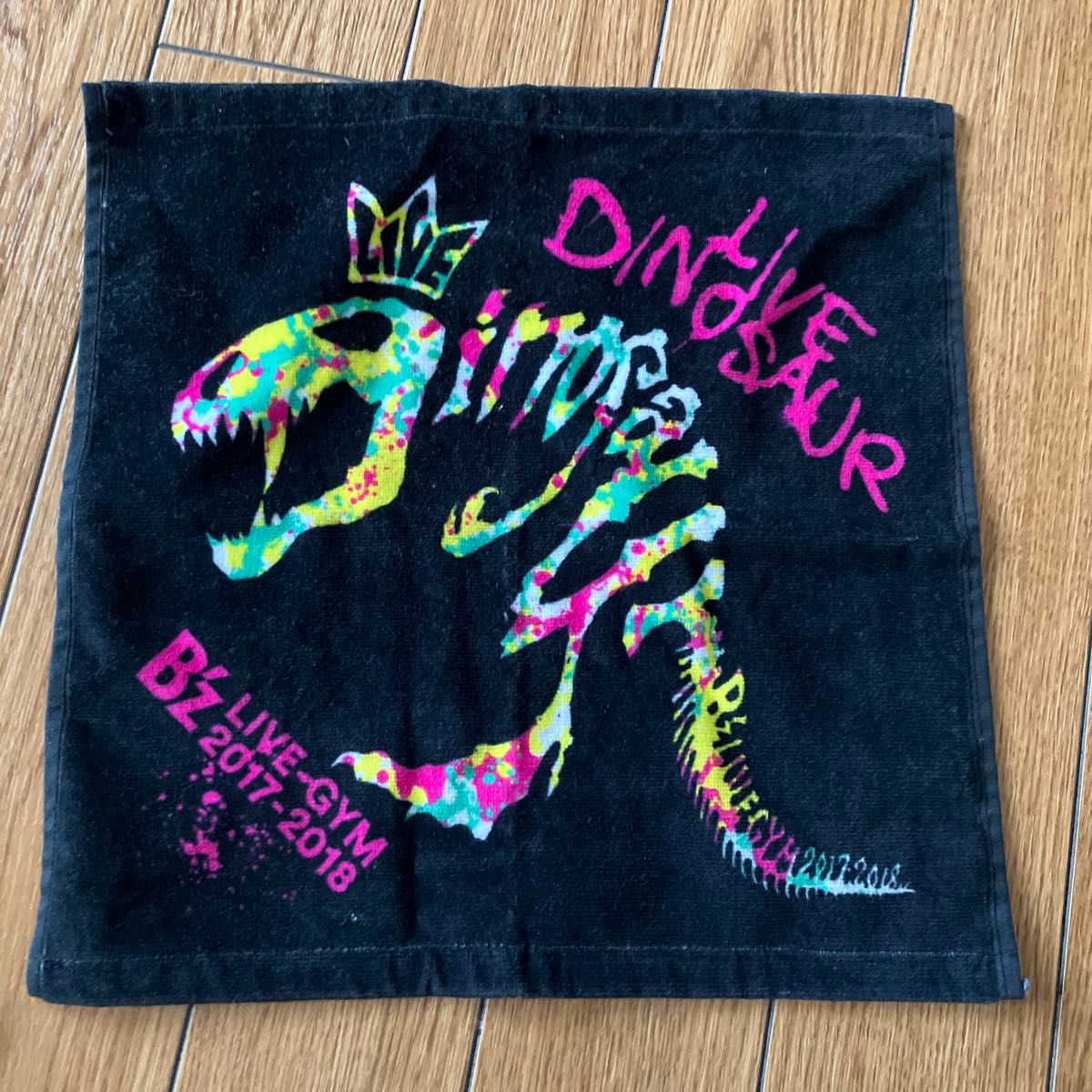 B'zダイナソーツアーグッズ 未使用】B'z フェイスタオル DINOSAUR ダイナソー ツアーグッズ