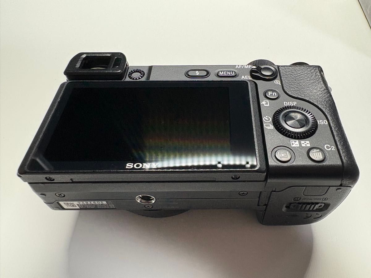 【美品】Sony α6400 本体+純正バッテリー2個+チャージャー バッテリー2個&充電器付き・防湿庫保管】SONY α6400 ボディ