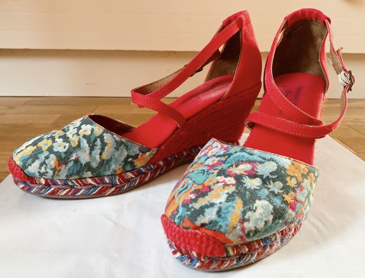 ツモリチサト(TSUMORI CHISATO)／SEA FLOWERSサンダルgaimo espadrillesコラボ赤花柄_画像1