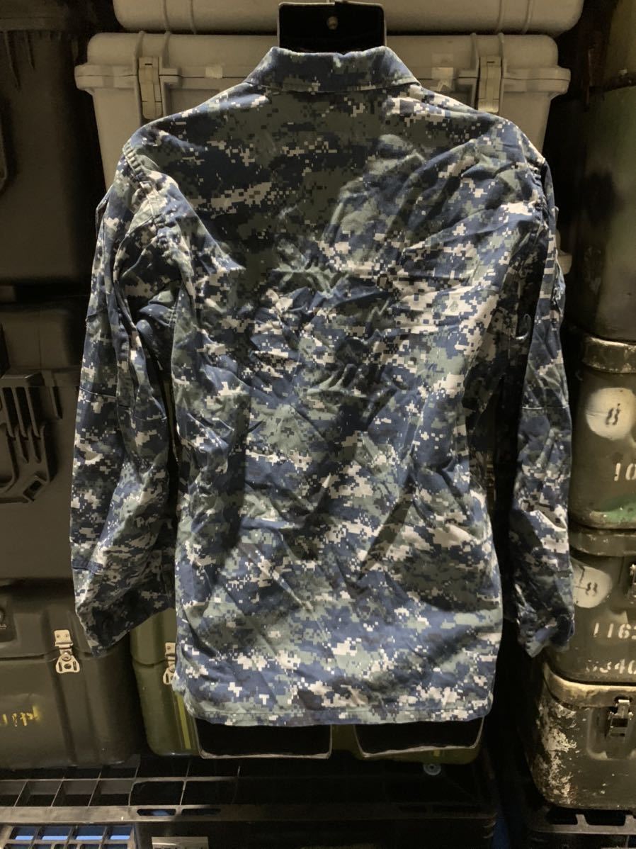 米軍 実物 放出品 実物 US NAVY 海軍 NWU ネイビー デジタル 迷彩 ジャケット サイズ M-L_画像5