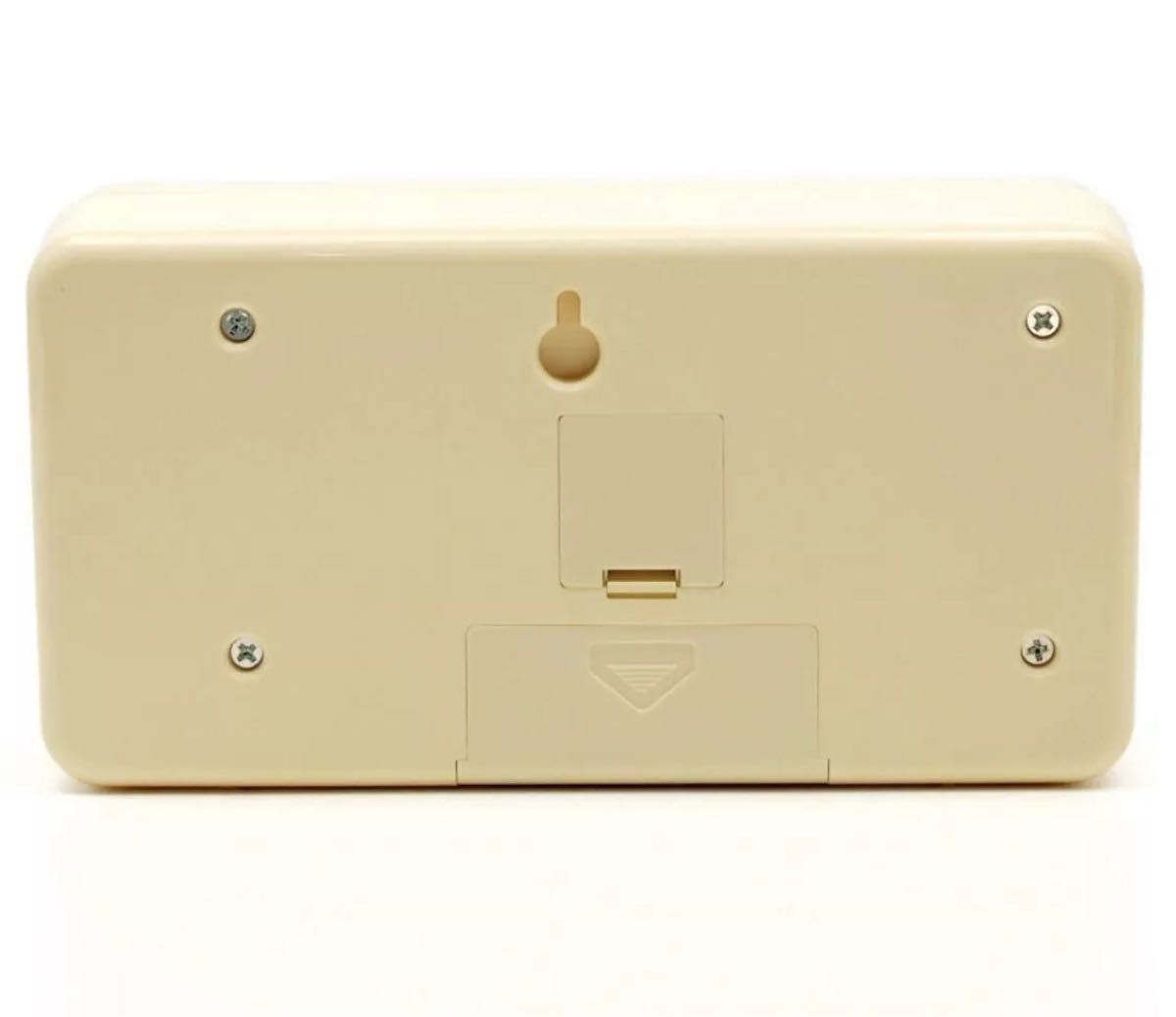 【新品/未開封・保証付き】奈良美智 パタパタクロック WALK ON ベージュ 新品/未開封・保証付き】奈良美智 パタパタクロック WALK ON