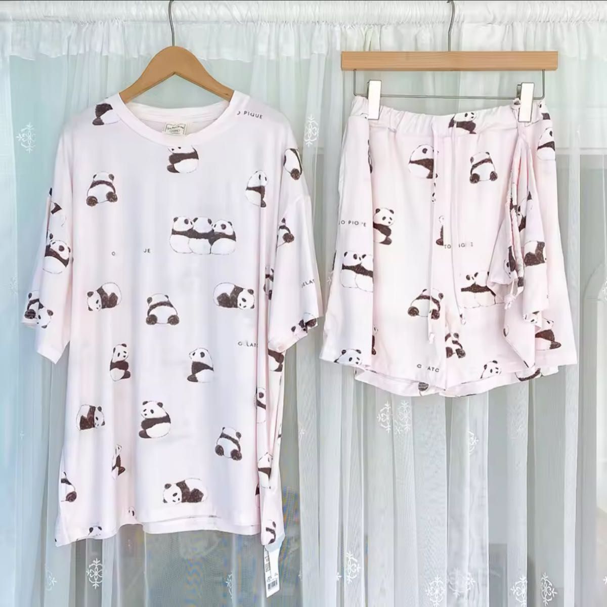 ジェラートピケパンダ柄の短パンとTシャツ 新品 ジェラートピケ パンダ柄 Tシャツ ショートパンツ セット