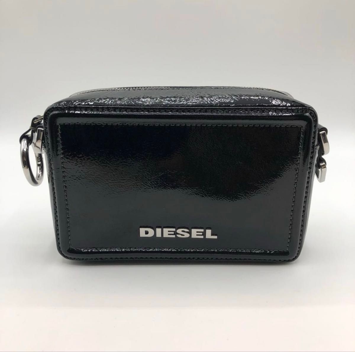 DIESEL◆ エナメル ショルダーバッグ ロゴ 送料関税込 DIESEL ショルダーバッグ|Yahoo!フリマ(旧PayPayフリマ)