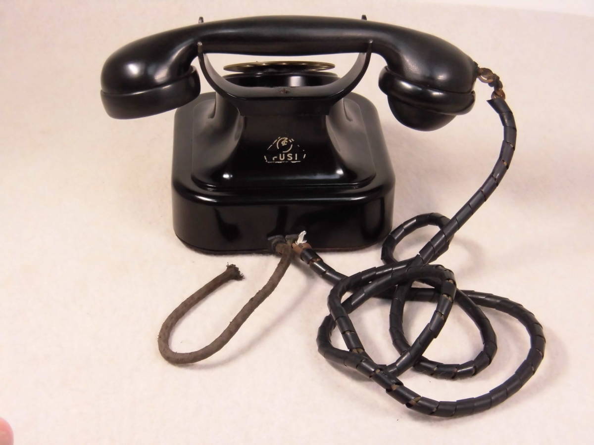 rare [ Showa Retro popular old 1 number? 3 number? black telephone FUSI No.1 dial type telephone machine ] war front antique 