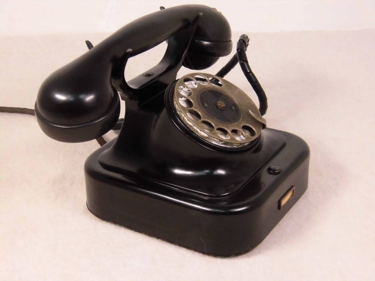  rare [ Showa Retro popular old 1 number? 3 number? black telephone FUSI No.1 dial type telephone machine ] war front antique 