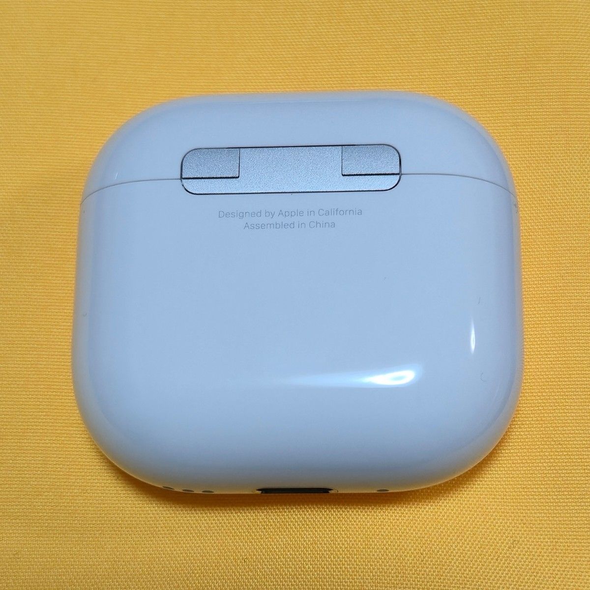 AirPods 第4世代 ケースのみ ノイズキャンセリング付き A3059 未使用品級】AirPods4 第四世代 ノイズキャンセリング 充電