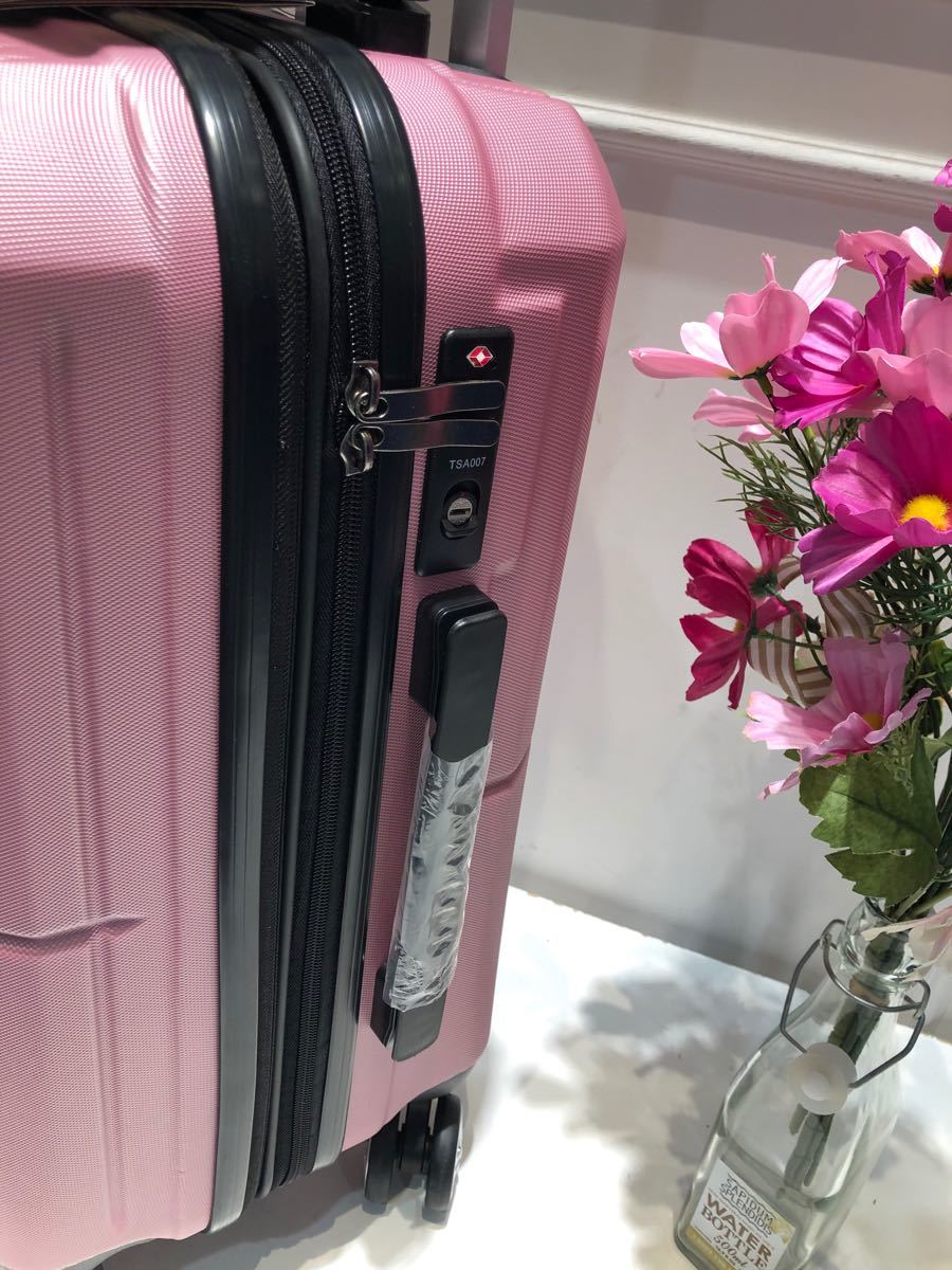 小型　軽量スーツケース　ピンク　機内持ち込み可　Sサイズ　軽量キャリーケース