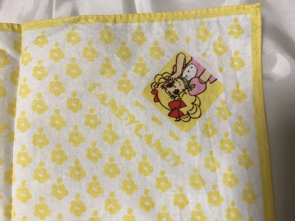 * prompt decision * free shipping * Candy Candy handkerchie yellow floral print Igarashi Yumiko Showa era. masterpiece young lady manga 