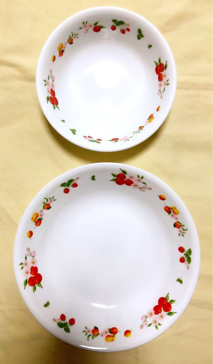 未使用 食器 コレール CORELLE 果物柄 プレート皿と中鉢 6点 未使用 食器 コレール CORELLE 果物柄 プレート皿と中鉢 6点