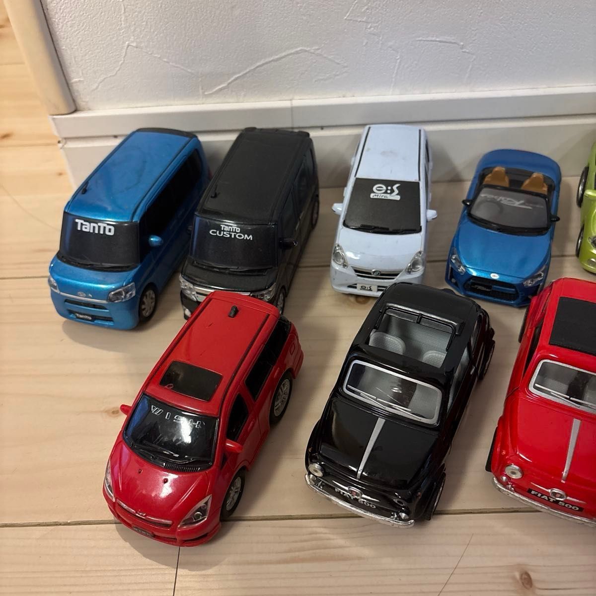 【プルバックカー】16種類 16個まとめ売り プルバックカー 16台 車名が入っている物非売品|Yahoo!フリマ