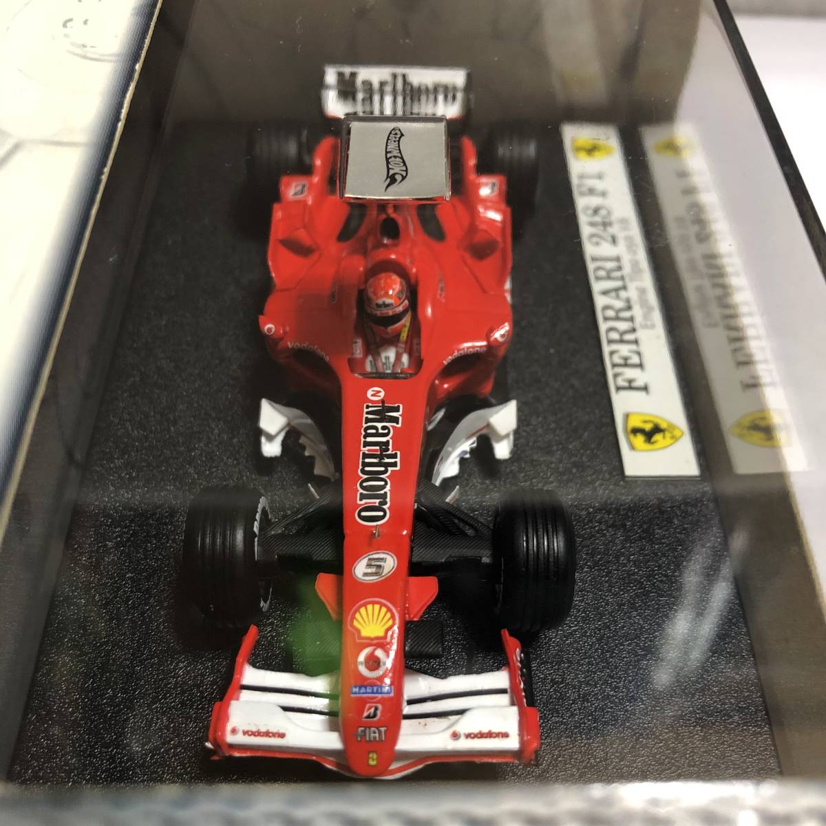 激レア絶版希少！Hot wheels／MATTEL！FERRARI 248 F1！ミハエル シューマッハ！マルボロ仕様！新品未開封品！入手困難！当時物！_画像9