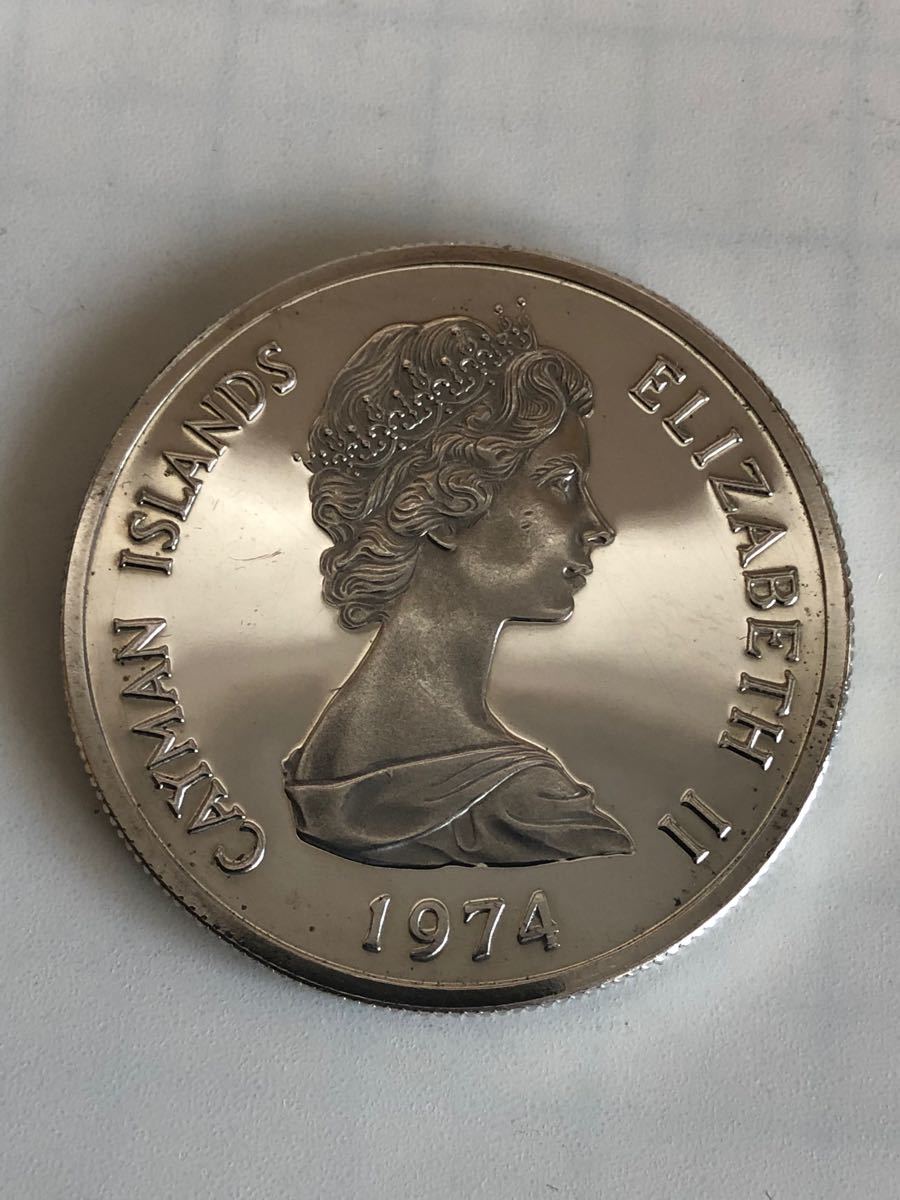 イギリス領 ケイマン諸島 1ドル(鉢) 銀貨 1974年 レア