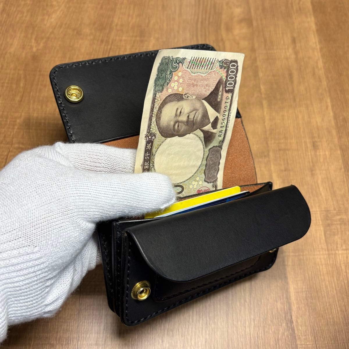 【ハンドメイド】本革 丘染めブラック ミドル トラッカーウォレット 小判かん 栃木レザー】ミドルトラッカーウォレット 丘染め ブラック ヌメ