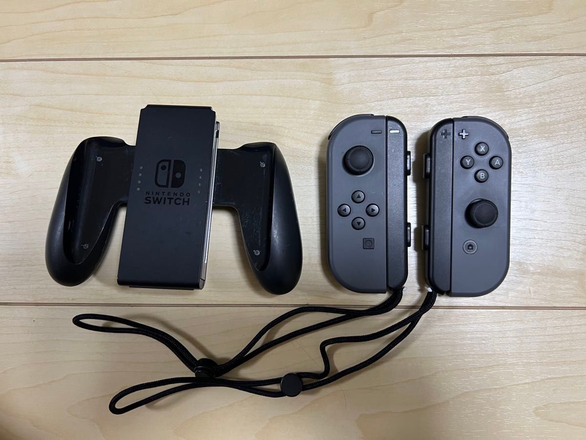 Joy-Con、グリップ、ストラップセット Nintendo Switch Joy-Con グリップ ストラップ セット