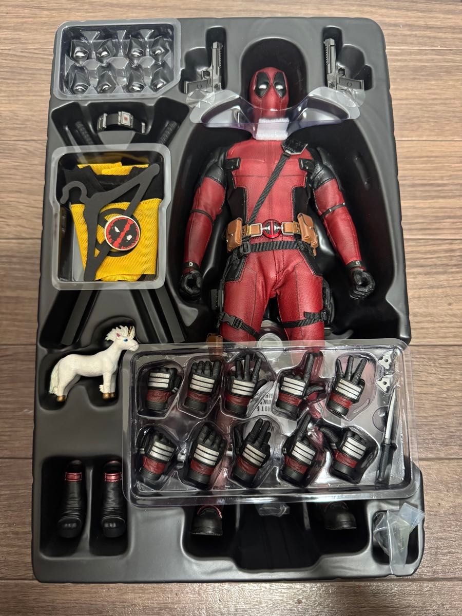 ホットトイズ デッドプール 2 &台座セット売り ジャンク品】ホットトイズ デッドプール 2|Yahoo!フリマ(旧