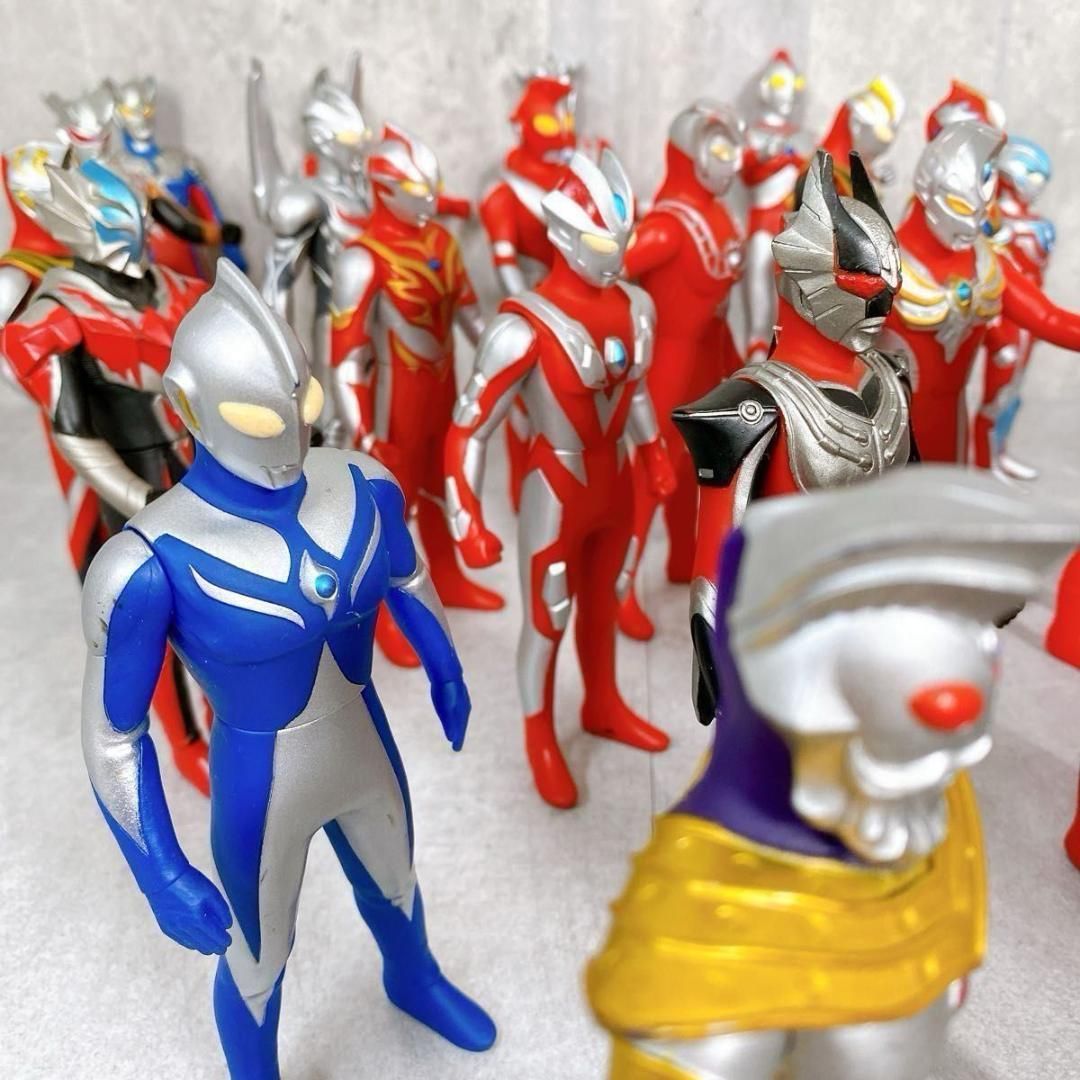 ソフビ まとめ ウルトラマン30体 おまけ付き 怪獣 子供 フィギュア ヒーロー Y336 ウルトラマン & ウルトラ怪獣 シリーズ ソフビ 46体 大量
