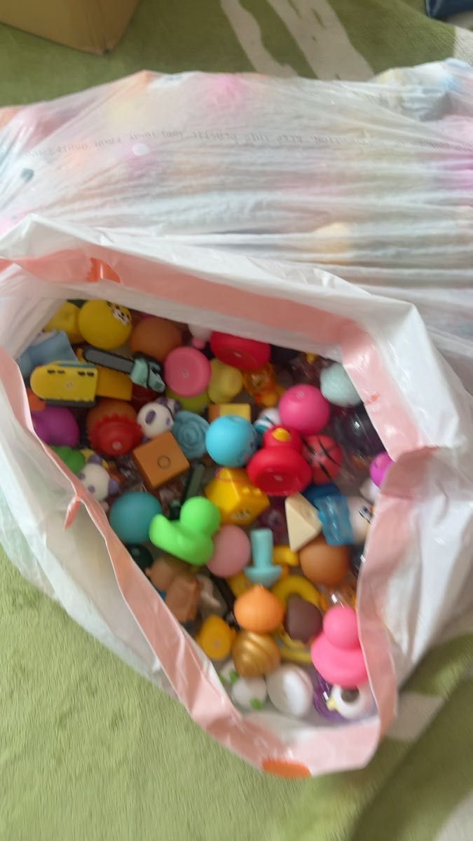 アミューズメント景品詰め合わせ お得 たくさん 大漁 大量 浮くおもちゃ 鳴る玩具 縁日 祭り イベント