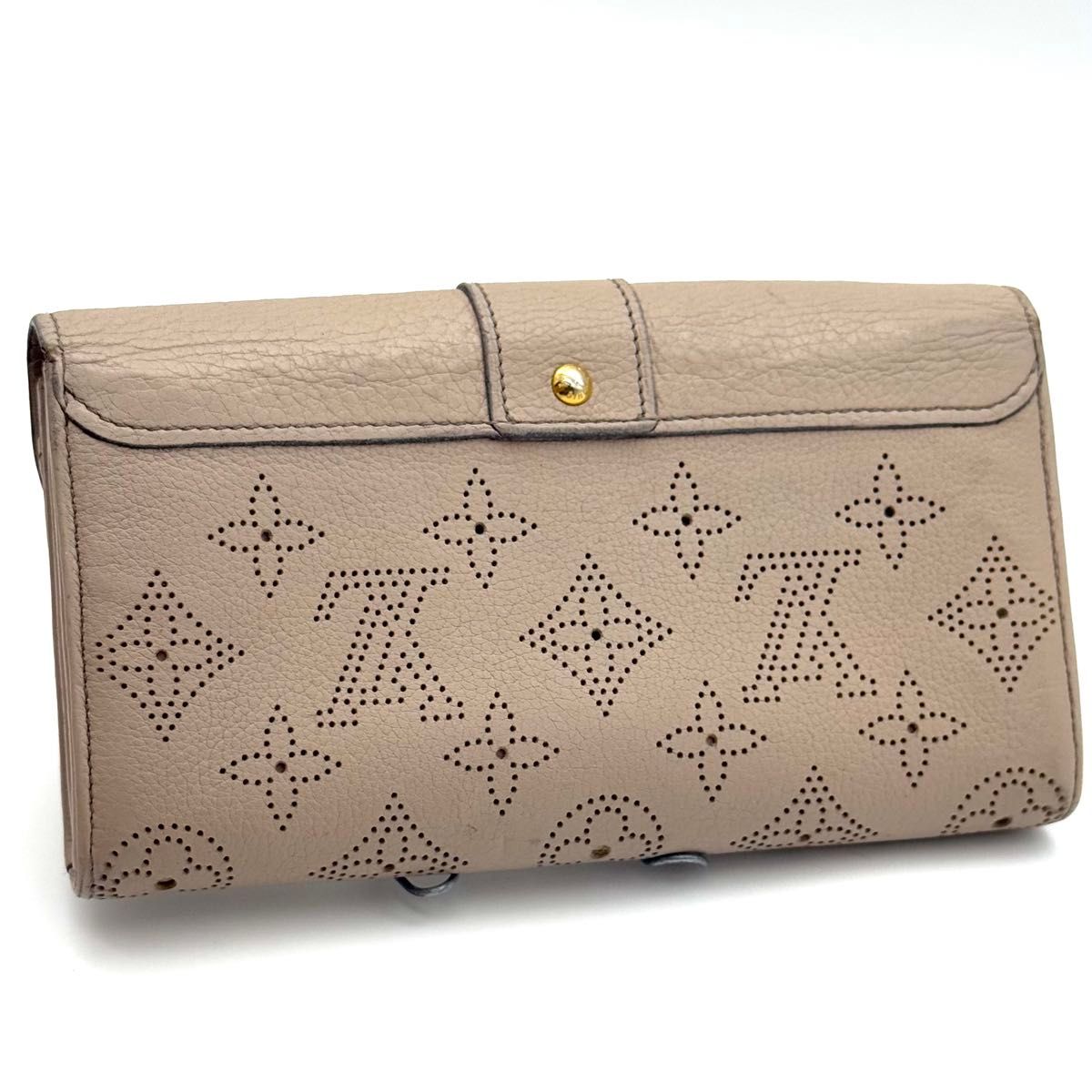 ルイヴィトン モノグラム マヒナ イリス ベージュ 長財布 M51 LOUIS VUITTON ルイヴィトン モノグラム マヒナ イリス ベージュ
