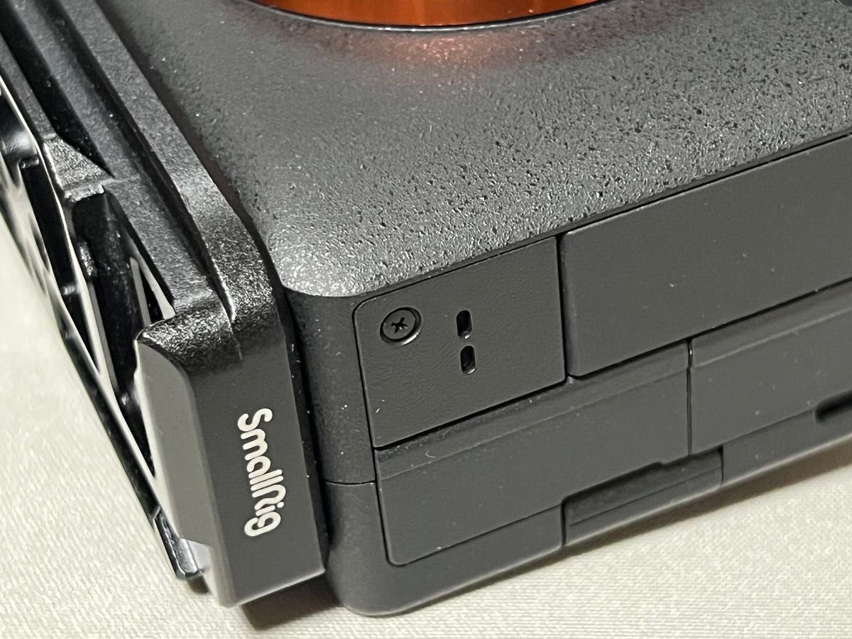 【美品】SONY α7RII ボディ シャッター数少 液晶美品 SONY α7Ⅳ ボディ シャッター回数5 154回 国内仕様おまけ付き