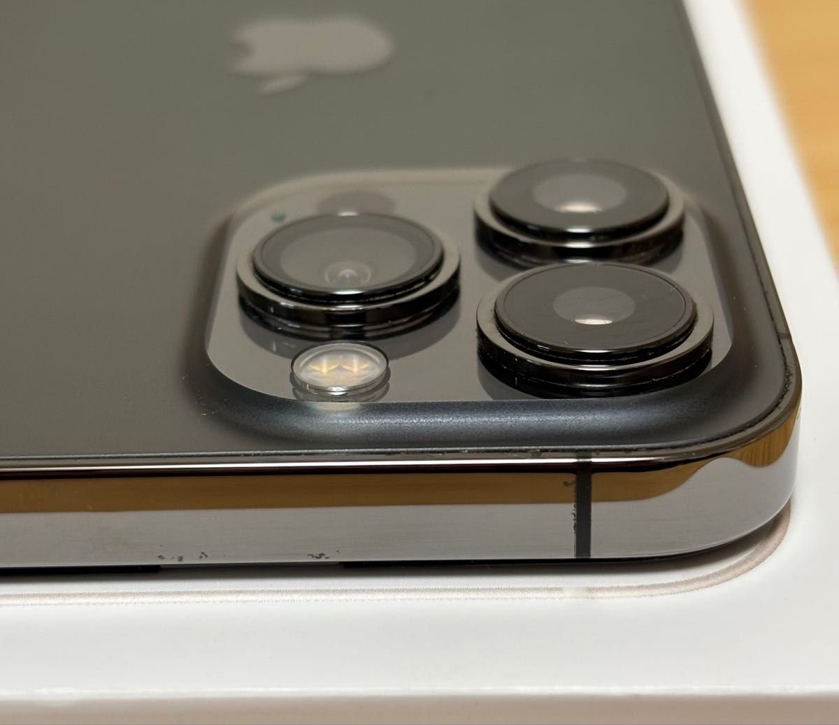 美品 iPhone13 pro グラファイト 256GB バッテリー残100% 極美品】iPhone 13 Pro 256GB 新品バッテリー グラファイト SIM