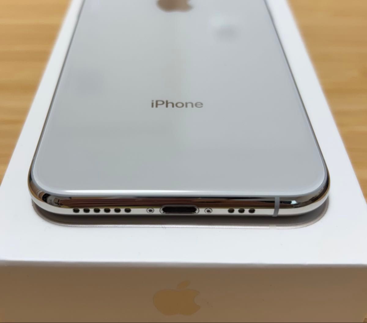 Apple iPhone Xs 512GB シルバー 本体 バッテリー残量96% 極美品・バッテリー新品】iPhone XS 512GB シルバー SIMフリー