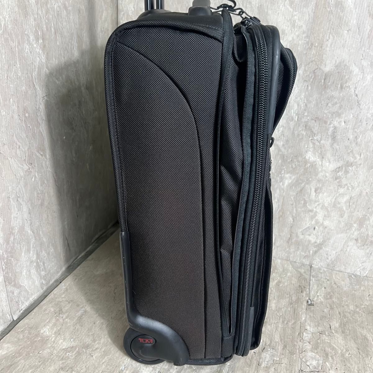極美品 TUMI トゥミ 22909DH Alpha スーツケース キャリー 極美品 TUMI 22909DH Alpha スーツケース キャリー 通勤 出張