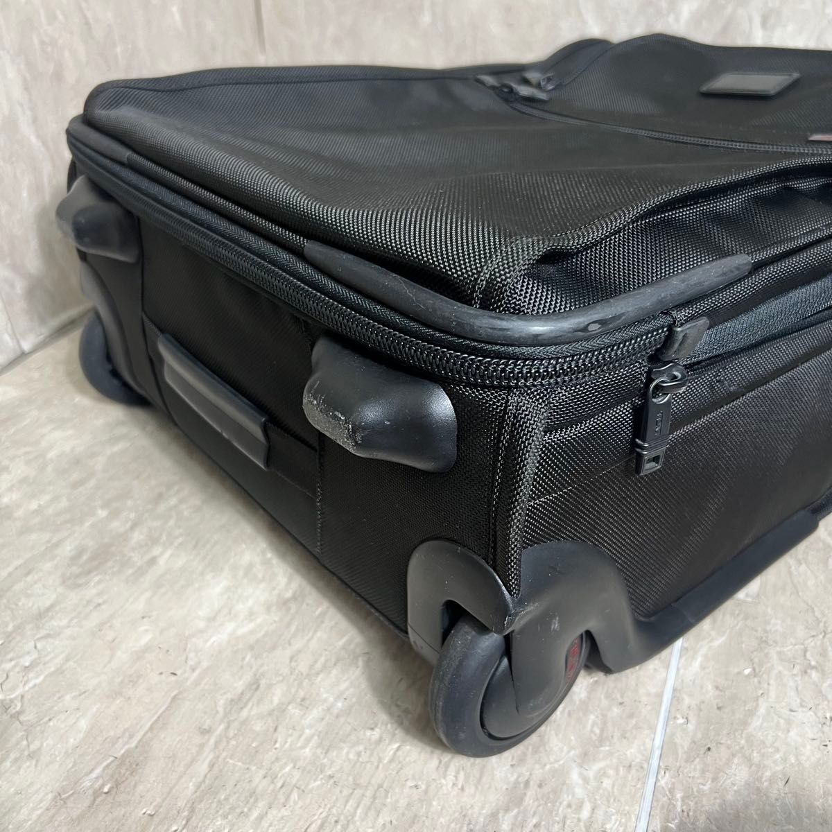 TUMI キャリーケース スーツケース 特大 ブラック 22909DH 大容量 極美品 TUMI 22909DH Alpha スーツケース キャリー 通勤 出張
